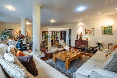 Sala de casa à venda com 5 quartos, 590m² em Vila Madalena, São Paulo