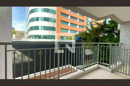 Varanda de kitnet/studio para alugar com 1 quarto, 31m² em Pinheiros, São Paulo