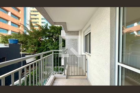 Varanda de kitnet/studio para alugar com 1 quarto, 31m² em Pinheiros, São Paulo