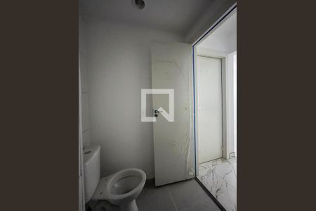 Banheiro de apartamento para alugar com 2 quartos, 38m² em Parque Bristol, São Paulo