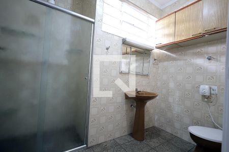 Banheiro de casa para alugar com 2 quartos, 90m² em Parque Erasmo Assunção, Santo André