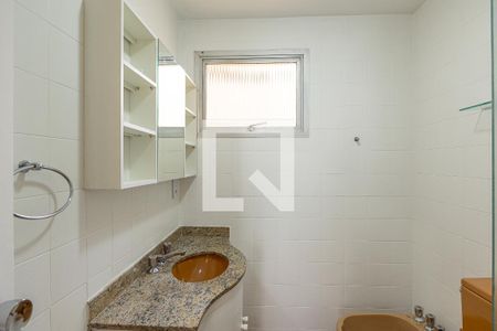 Banheiro da Suíte de apartamento para alugar com 2 quartos, 75m² em Itaim Bibi, São Paulo