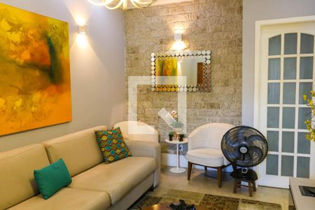 Sala de casa à venda com 3 quartos, 183m² em Piedade, Rio de Janeiro