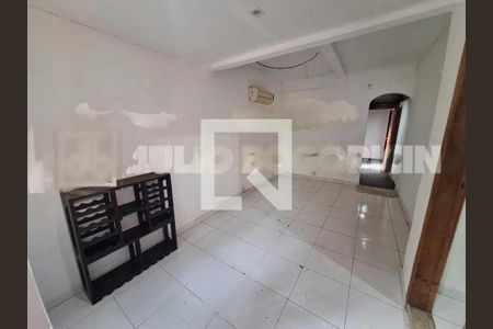 Casa de Condomínio à venda com 3 quartos, 242m² em Anil, Rio de Janeiro