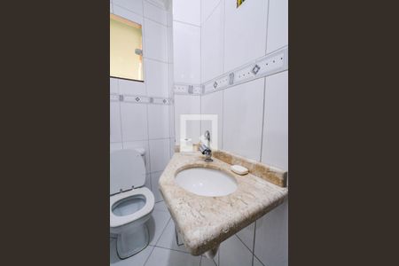 Lavabo de casa para alugar com 3 quartos, 120m² em Utinga, Santo André