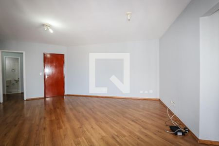 Sala de apartamento para alugar com 3 quartos, 78m² em Jardim Henriqueta, Taboão da Serra