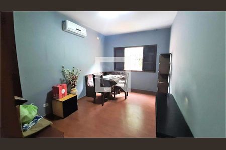 Casa à venda com 5 quartos, 225m² em Jardim Prudência, São Paulo