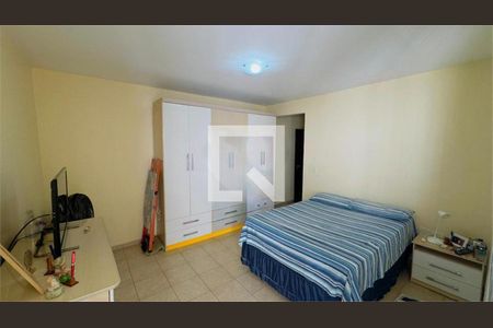 Casa à venda com 3 quartos, 150m² em Jardim Varginha, São Paulo