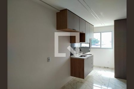 Cozinha/área de serviço integrada de apartamento para alugar com 2 quartos, 40m² em Vila Carrão, São Paulo