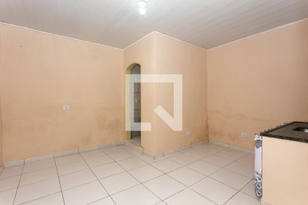 Sala / Cozinha de casa para alugar com 1 quarto, 45m² em Parque Boturussu, São Paulo