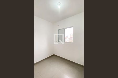 Quarto 2 de apartamento para alugar com 2 quartos, 50m² em Vila Marieta, São Paulo