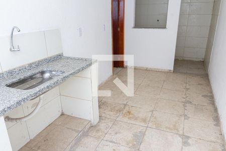 Sala/Cozinha de kitnet/studio para alugar com 1 quarto, 38m² em Guaratiba, Rio de Janeiro