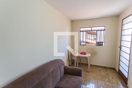 Sala 2 de casa à venda com 3 quartos, 300m² em Ipê, Belo Horizonte