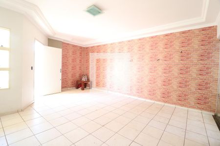 Sala de casa para alugar com 4 quartos, 197m² em Santa Mônica, Uberlândia