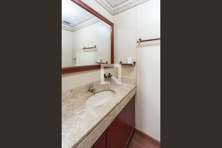 Lavabo de apartamento à venda com 4 quartos, 174m² em Grajaú, Rio de Janeiro