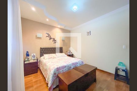 Casa para alugar com 3 quartos, 360m² em Eldoradinho, Contagem
