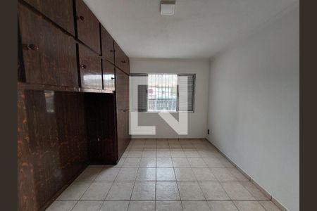 Sala de casa à venda com 4 quartos, 256m² em Vila Dalva, São Paulo