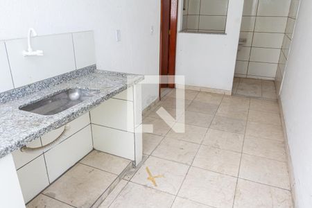 Sala/Cozinha de kitnet/studio para alugar com 1 quarto, 38m² em Guaratiba, Rio de Janeiro