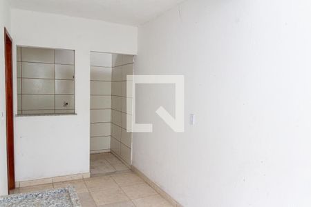 Sala/Cozinha de kitnet/studio para alugar com 1 quarto, 38m² em Guaratiba, Rio de Janeiro