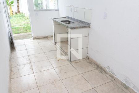 Sala/Cozinha de kitnet/studio para alugar com 1 quarto, 38m² em Guaratiba, Rio de Janeiro