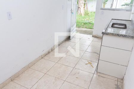 Sala/Cozinha de kitnet/studio para alugar com 1 quarto, 38m² em Guaratiba, Rio de Janeiro