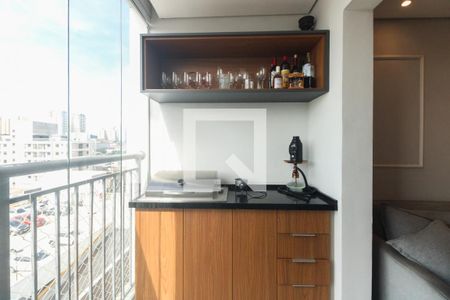 Varanda  de apartamento à venda com 2 quartos, 51m² em Chácara Santo Antônio (zona Leste), São Paulo