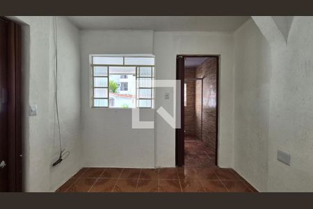 Suíte de casa para alugar com 2 quartos, 80m² em Vila Vitória, Santo André