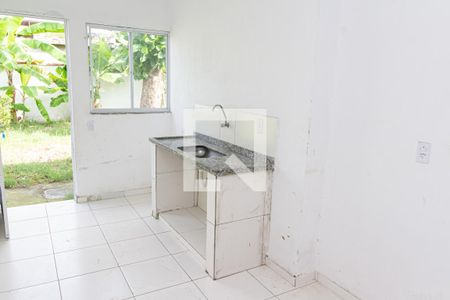 Sala/Cozinha de kitnet/studio para alugar com 1 quarto, 43m² em Guaratiba, Rio de Janeiro