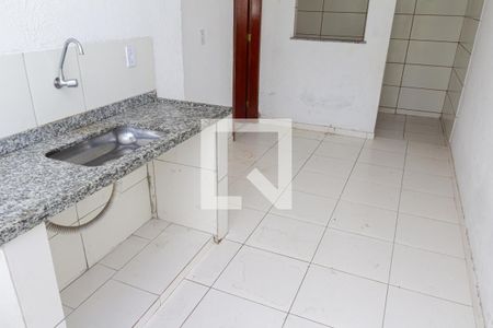 Sala/Cozinha de kitnet/studio para alugar com 1 quarto, 43m² em Guaratiba, Rio de Janeiro