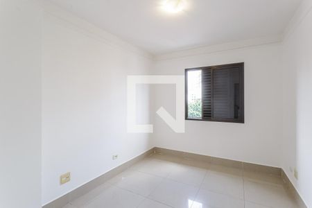 Quarto 1 de apartamento para alugar com 2 quartos, 68m² em Vila Olímpia, São Paulo