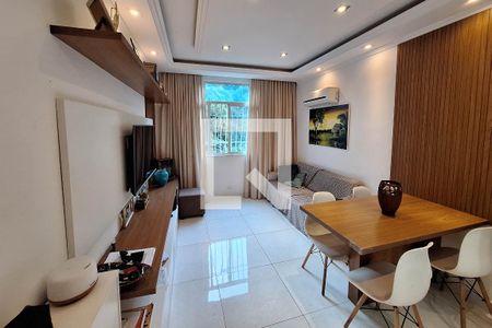 Sala de apartamento à venda com 2 quartos, 64m² em Icaraí, Niterói