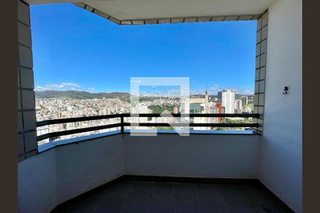 Apartamento à venda com 3 quartos, 130m² em Gutierrez, Belo Horizonte