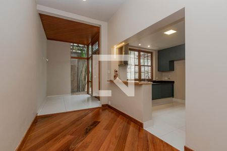 Sala de casa à venda com 3 quartos, 226m² em Brooklin, São Paulo