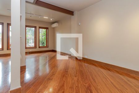 Sala de casa à venda com 3 quartos, 226m² em Brooklin, São Paulo