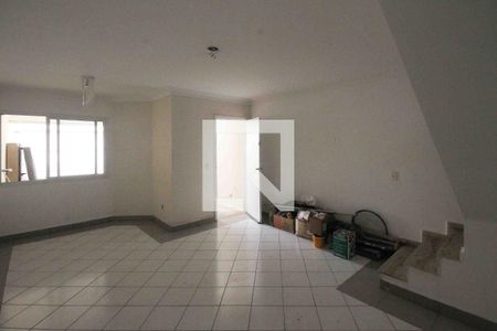 Casa para alugar com 3 quartos, 130m² em Jardim Vila Formosa, São Paulo