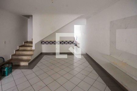 Casa para alugar com 3 quartos, 130m² em Jardim Vila Formosa, São Paulo