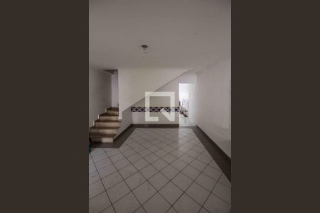 Casa para alugar com 3 quartos, 130m² em Jardim Vila Formosa, São Paulo