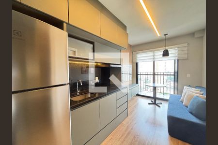 Sala/Cozinha de apartamento para alugar com 1 quarto, 26m² em Vila Olímpia, São Paulo