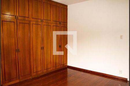 suite 1 de casa à venda com 3 quartos, 120m² em Vila Celeste, São Paulo