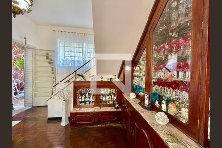 Casa à venda com 5 quartos, 480m² em Santa Tereza, Belo Horizonte