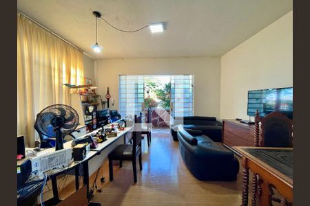 Casa à venda com 5 quartos, 480m² em Santa Tereza, Belo Horizonte