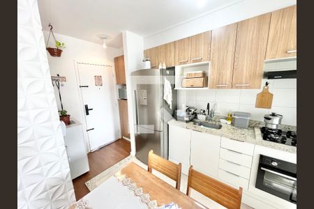 Cozinha de apartamento à venda com 2 quartos, 42m² em Vila Guaca, São Paulo