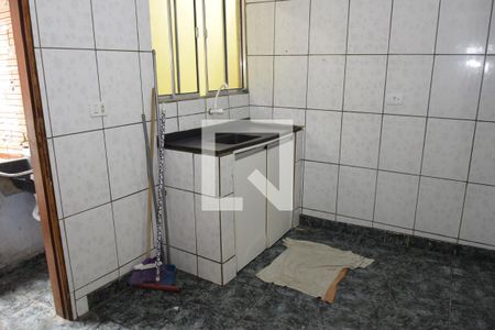 Cozinha de casa para alugar com 2 quartos, 100m² em Jardim Santo Eduardo, Embu das Artes