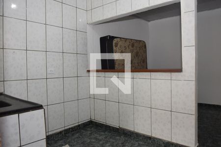Cozinha de casa para alugar com 2 quartos, 100m² em Jardim Santo Eduardo, Embu das Artes