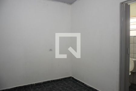 Quarto Suíte de casa para alugar com 2 quartos, 100m² em Jardim Santo Eduardo, Embu das Artes