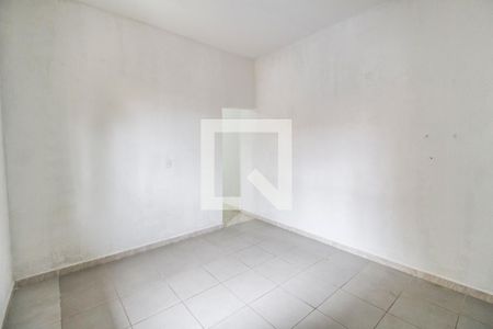 Suíte de casa para alugar com 2 quartos, 80m² em Vila Santa Terezinha, Carapicuíba
