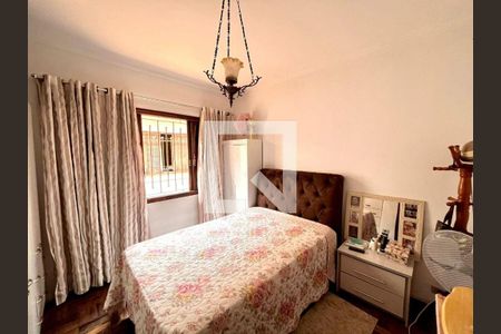 Casa à venda com 3 quartos, 180m² em Jardim Sao Jose, São Paulo