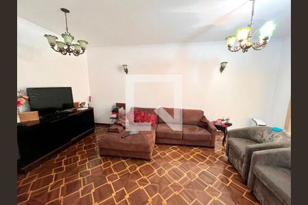 Casa à venda com 3 quartos, 180m² em Jardim Sao Jose, São Paulo