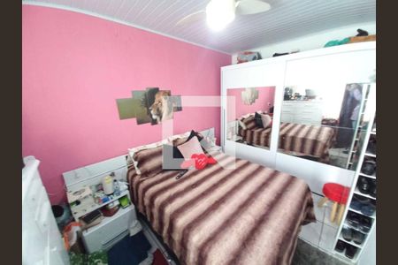 Casa à venda com 5 quartos, 250m² em Vila Olinda, São Paulo