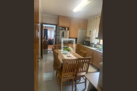 Casa à venda com 3 quartos, 160m² em Parque Sao Domingos, São Paulo